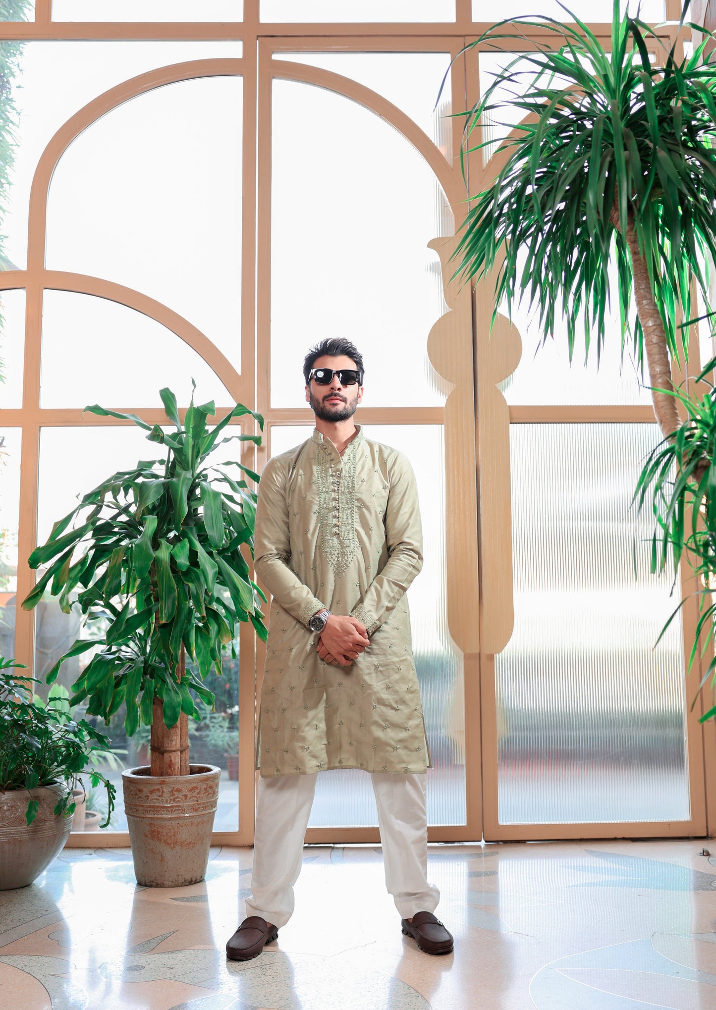 Kurta with French knot hand embroidery