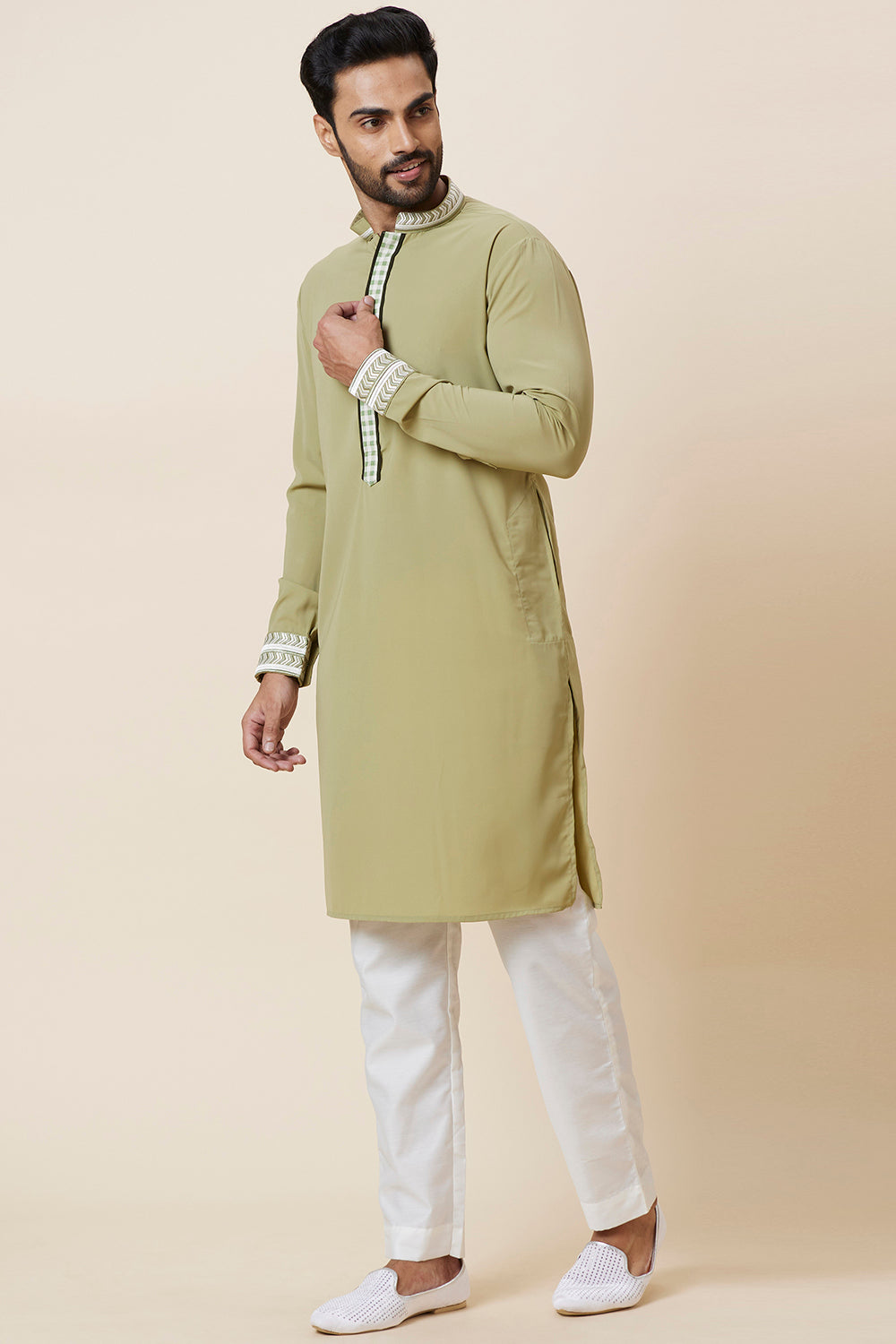 Kurta Sets Green Emb on cuff and collar