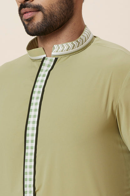 Kurta Sets Green Emb on cuff and collar