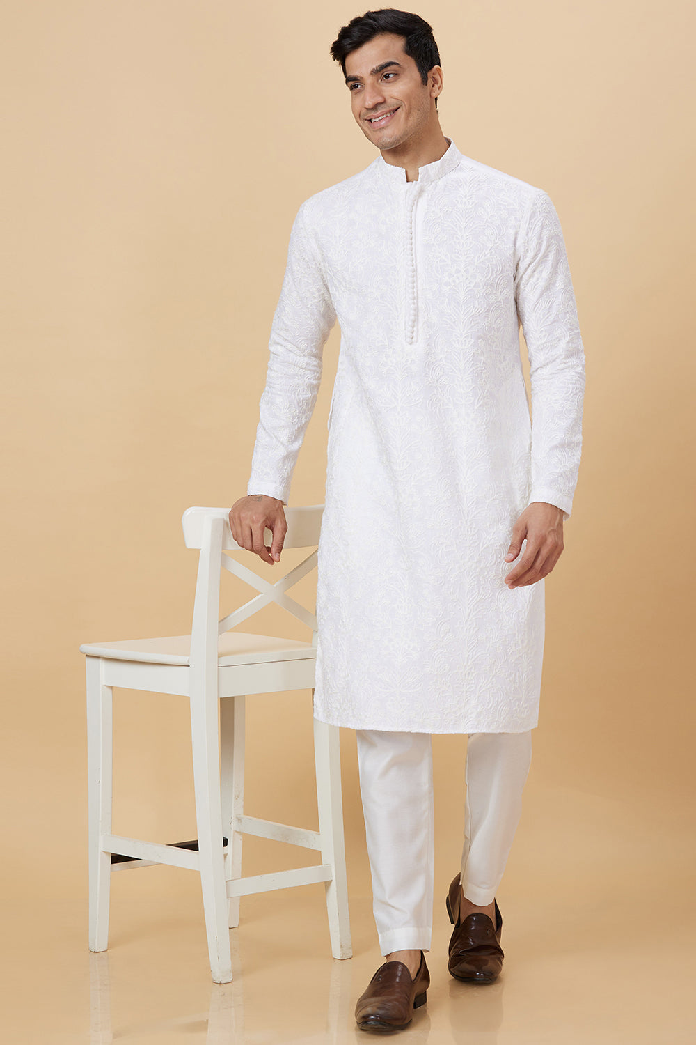 Kurta White Floral self Embroidery