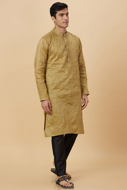 Kurta with French knot hand embroidery