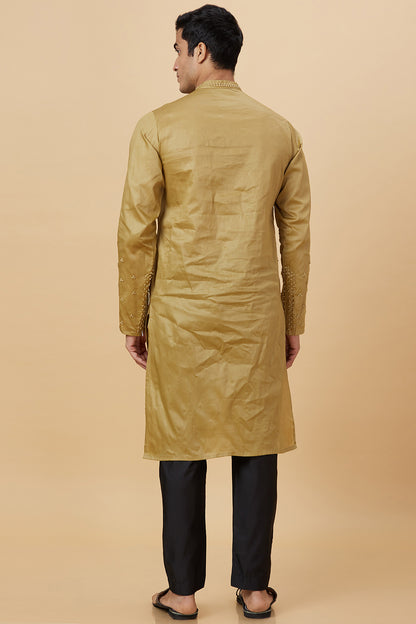 Kurta with French knot hand embroidery