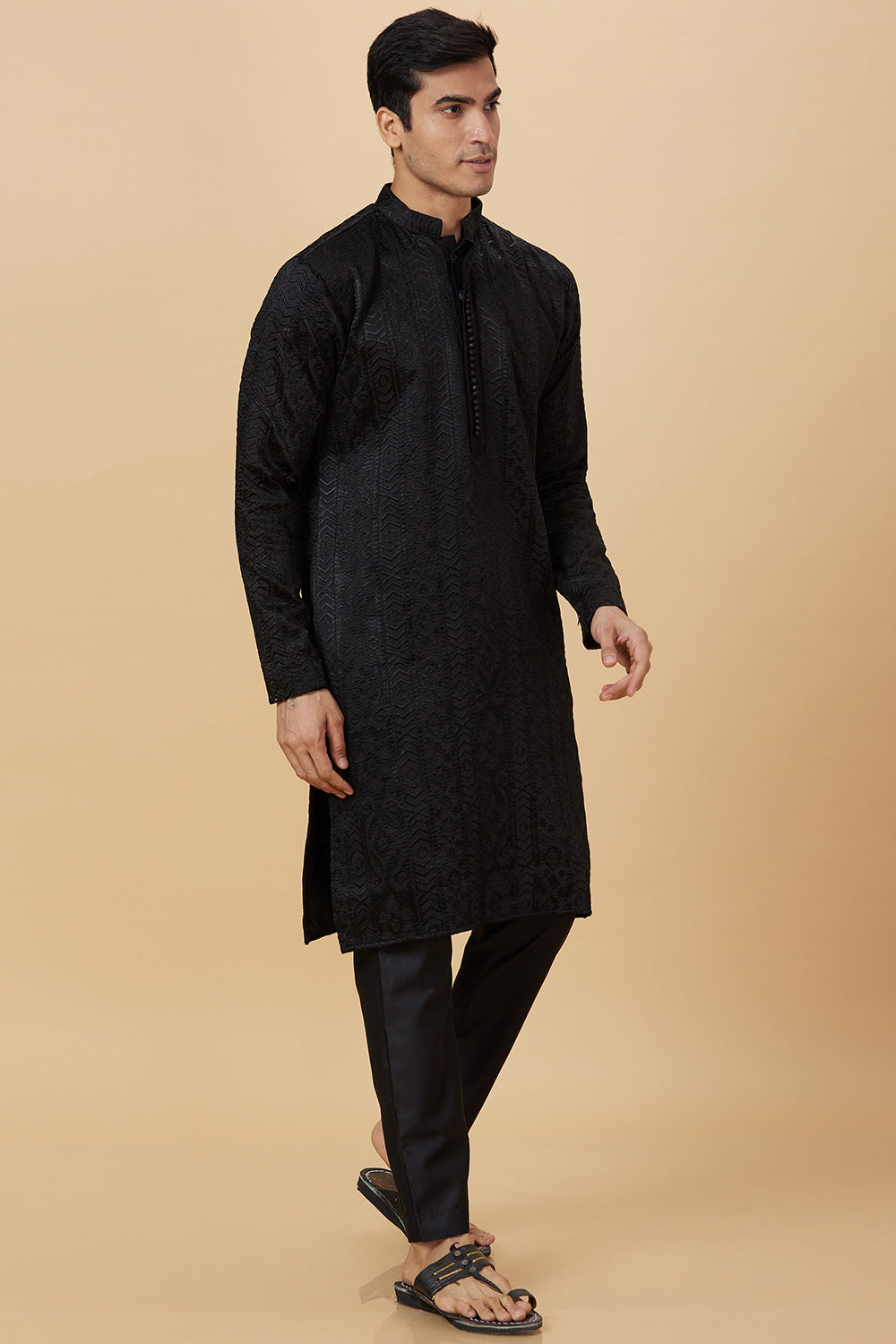 Kurta Geometrical Full Embellished Thread work