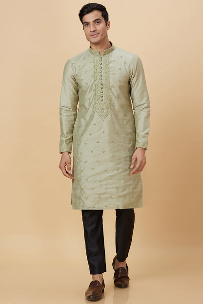 Kurta with French knot hand embroidery