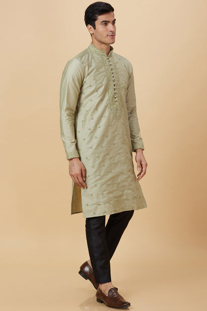 Kurta with French knot hand embroidery