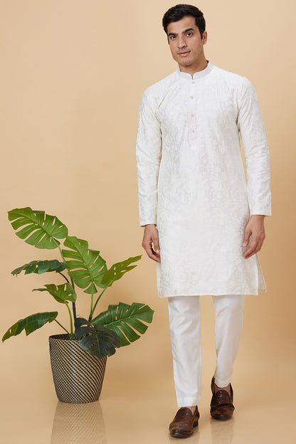 Kurta White Small Flower Embroidery