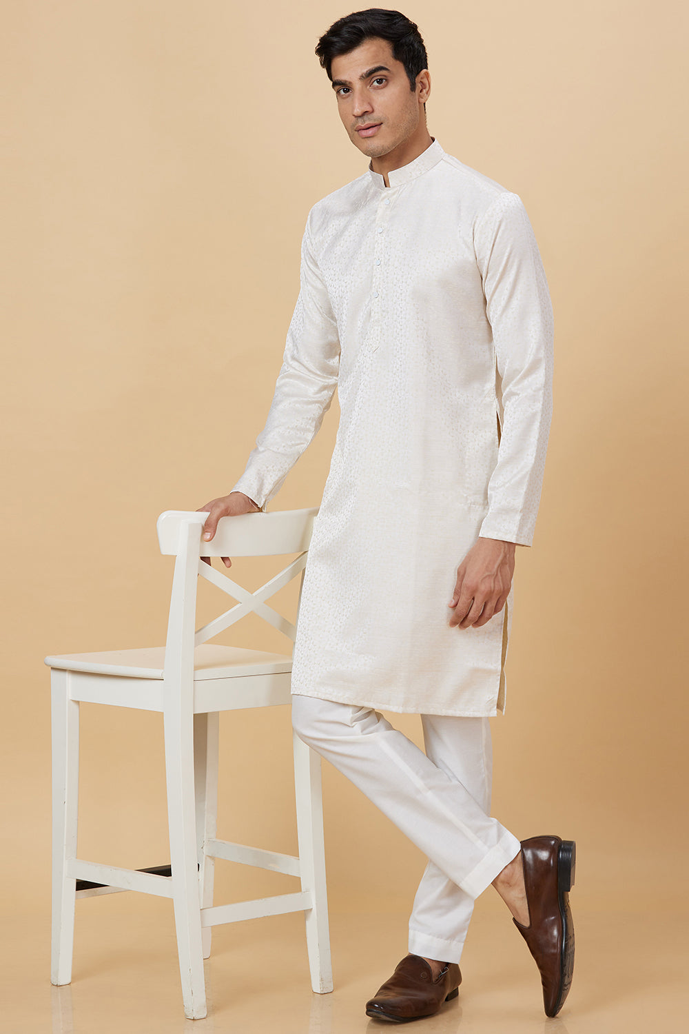 Kurta Gold Jacquard Triangle